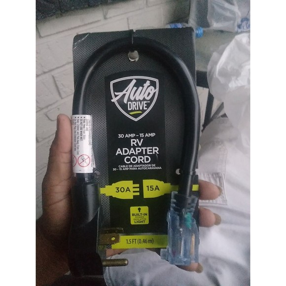 AUTO DRIVE RV Power Adapter Cord 30 Amp - 15 Amp NEW - Picture 1 of 2